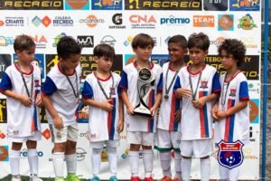 Lucas frota Futebol de base