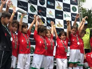 Lucas frota Futebol de base