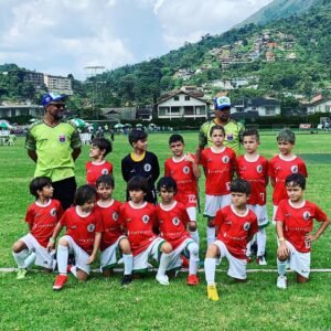 Lucas frota Futebol de base