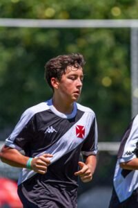 Lucas Frota - Base Vasco - Vasco 4x1 Madureria