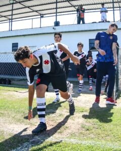 Lucas Frota - Base Vasco - Vasco 4x1 Madureria