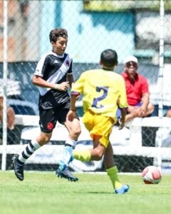 Lucas Frota - Base Vasco - Vasco 4x1 Madureria
