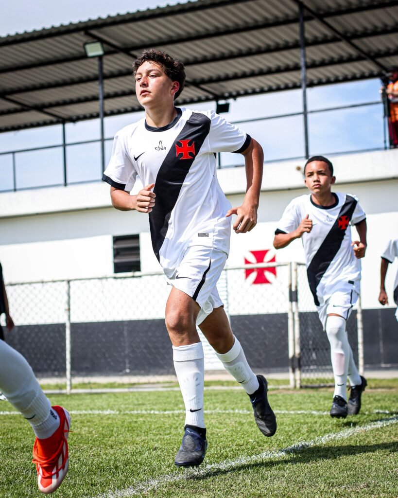 LucasFrota_VascoBase Lucas Frota Vasco Base